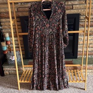 Jessica Black Floral Long Sleeve Maxi Dress